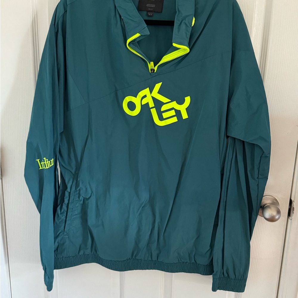 Oakley Custom Fit Jacket in Teal and Black